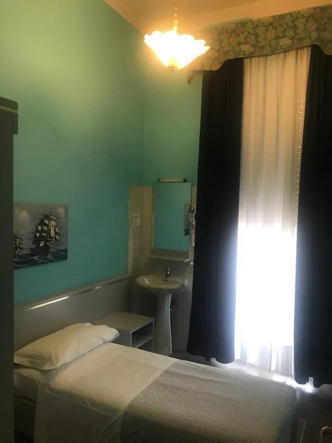 Hotel Doria Chiavari 0*,  Italia
